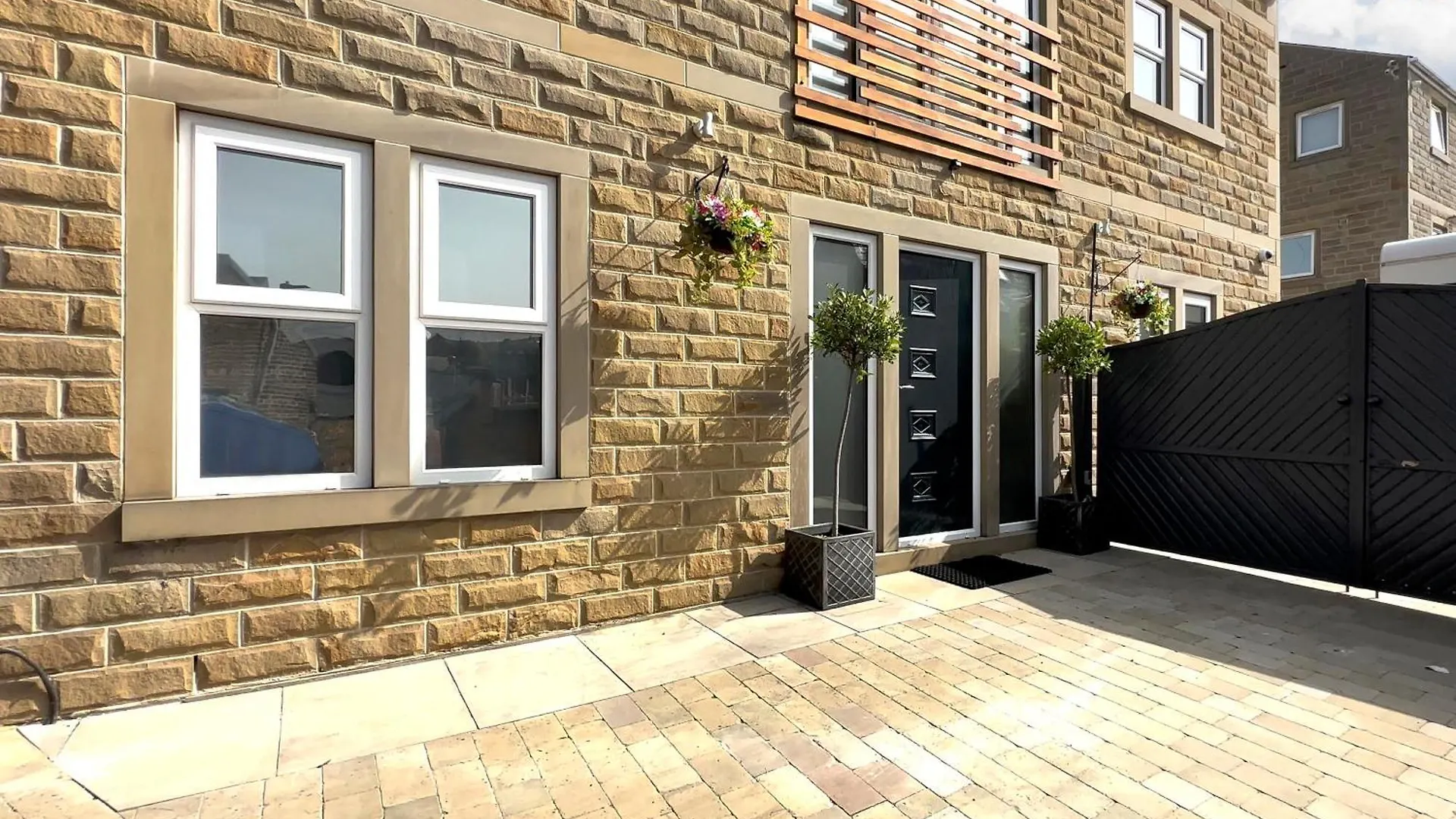 Privatunterkunft *Rd7C* For Your Most Relaxed & Cosy Stay + Free Parking + Free Fast Wifi * Batley