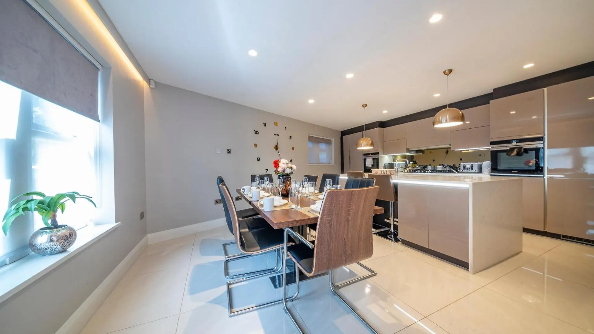 Privatunterkunft *Rd7C* For Your Most Relaxed & Cosy Stay + Free Parking + Free Fast Wifi * Batley